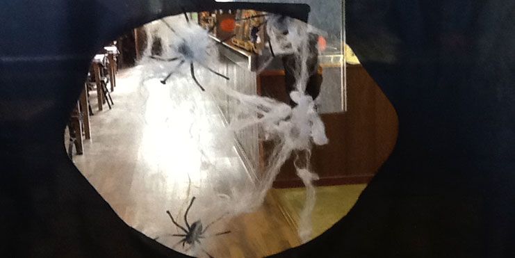 Imagen ilustrativa relacionada con Halloween A La Garrotxa Lavaparc, generada automáticamente como recurso visual de apoyo (ID 836, código f7d63f).