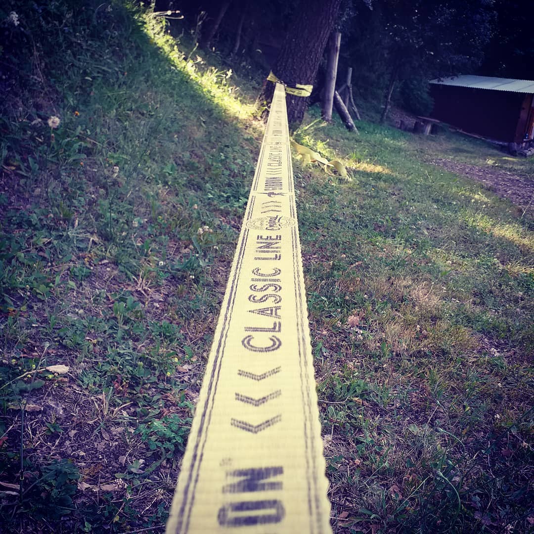 Recurso gráfico representando Lava Parc Activitat Slackline Garrotxa 1, añadido automáticamente para enriquecer el material visual (número de adjunto 1775, hash a689ab).