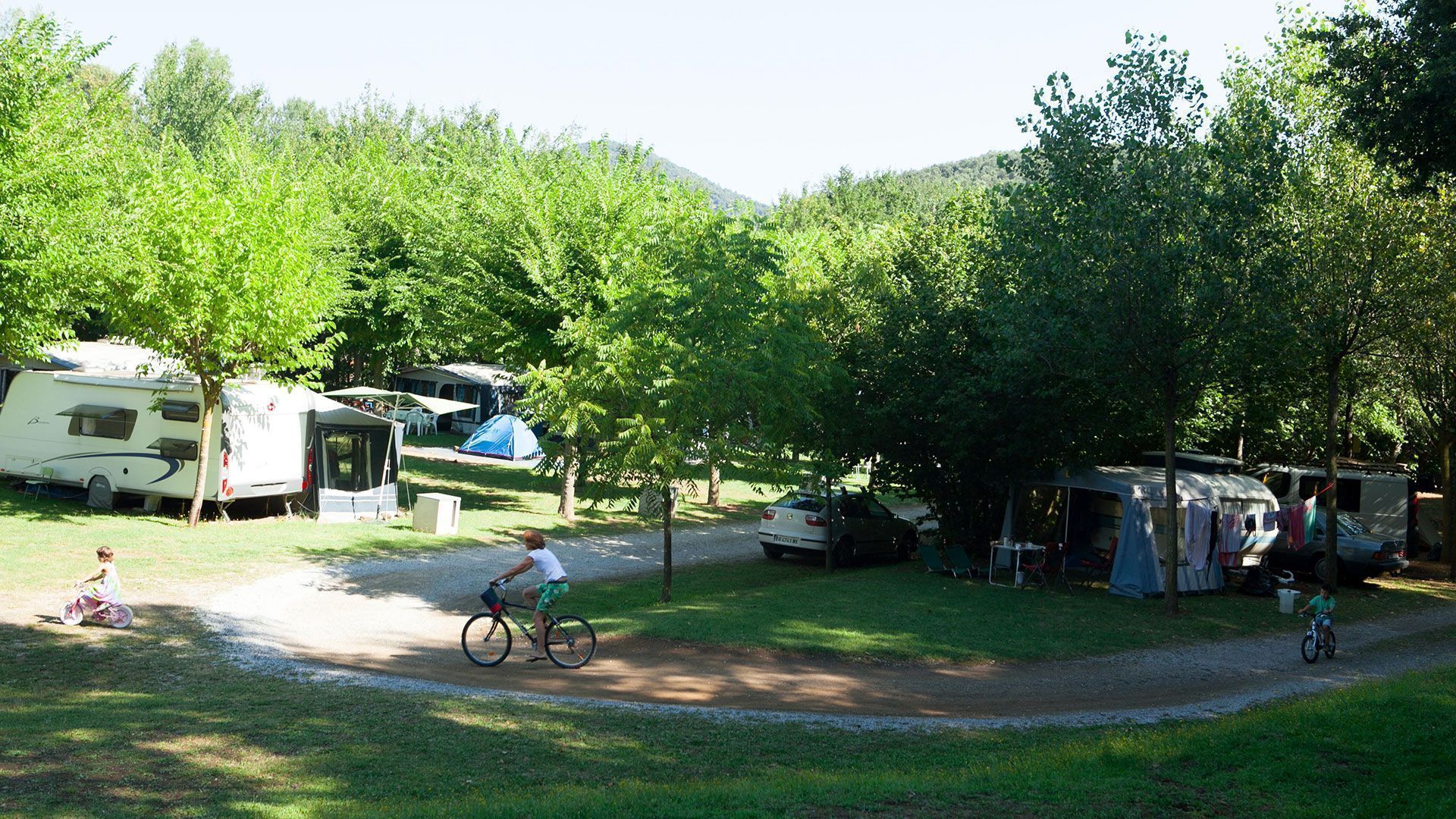 Vista previa de Parcelas Camping La Garrotxa Santa Pau 07, creada como descripción extendida del recurso de medios; adjunto 1765, token c2479a.